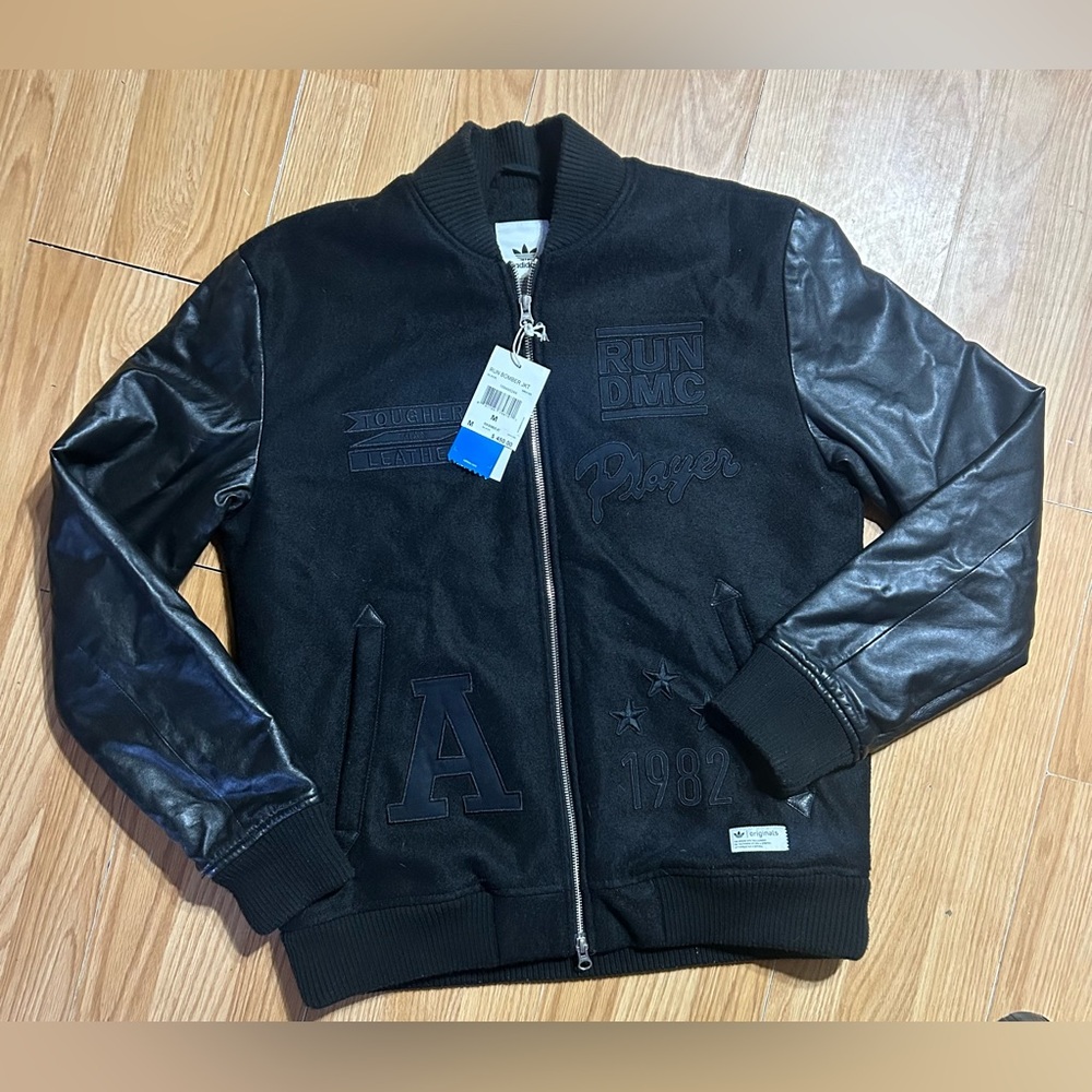 NWT ADIDAS RUN DMC Black Bomber Jacket MENS MEDIUM COLLECTORS